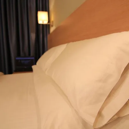 Alba Hotel 3*
