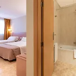 Alba Hotel 3*