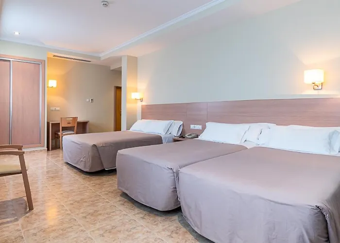 Alba Hotel 3*