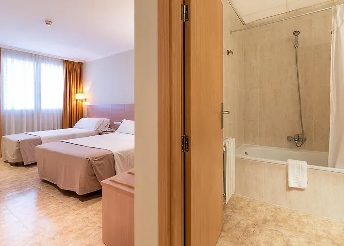 Alba Hotel 3*