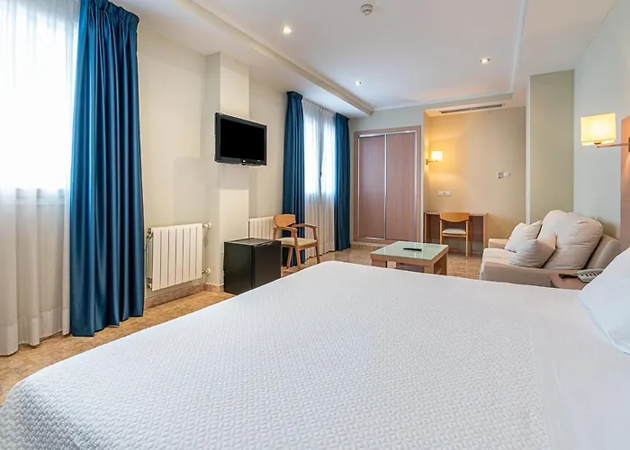 Alba Hotel 3*